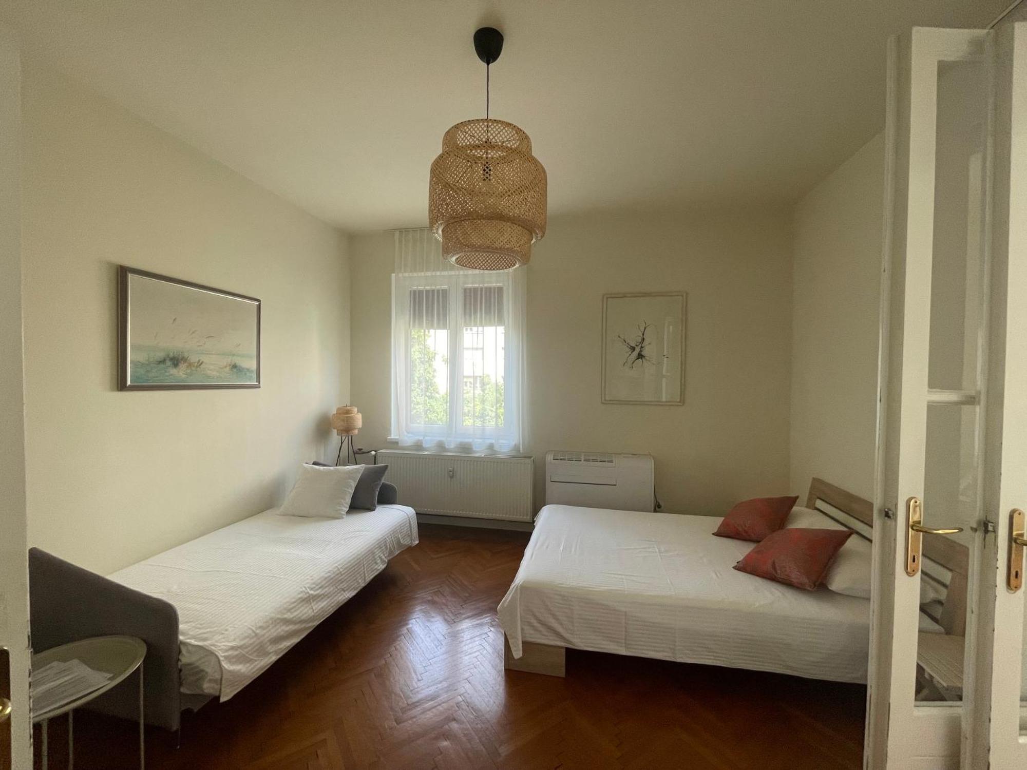 Apartment Joja Ljubljana Exteriör bild